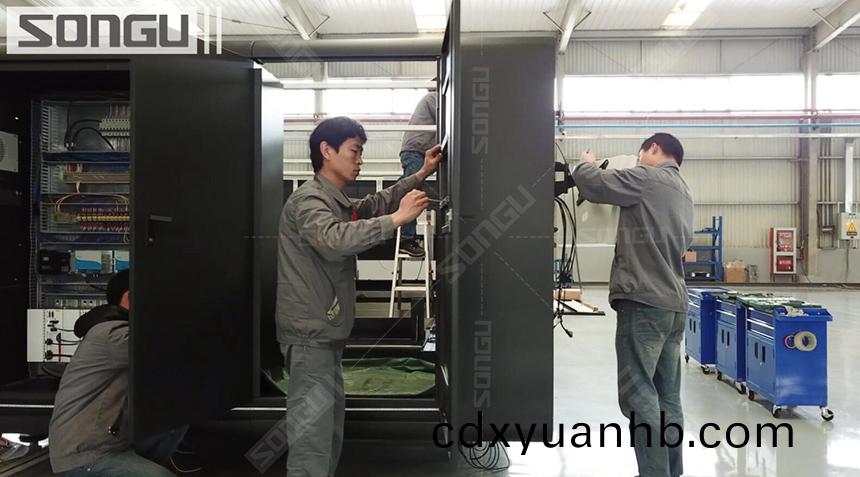 金屬激光切割設(shè)備(bei)裝備